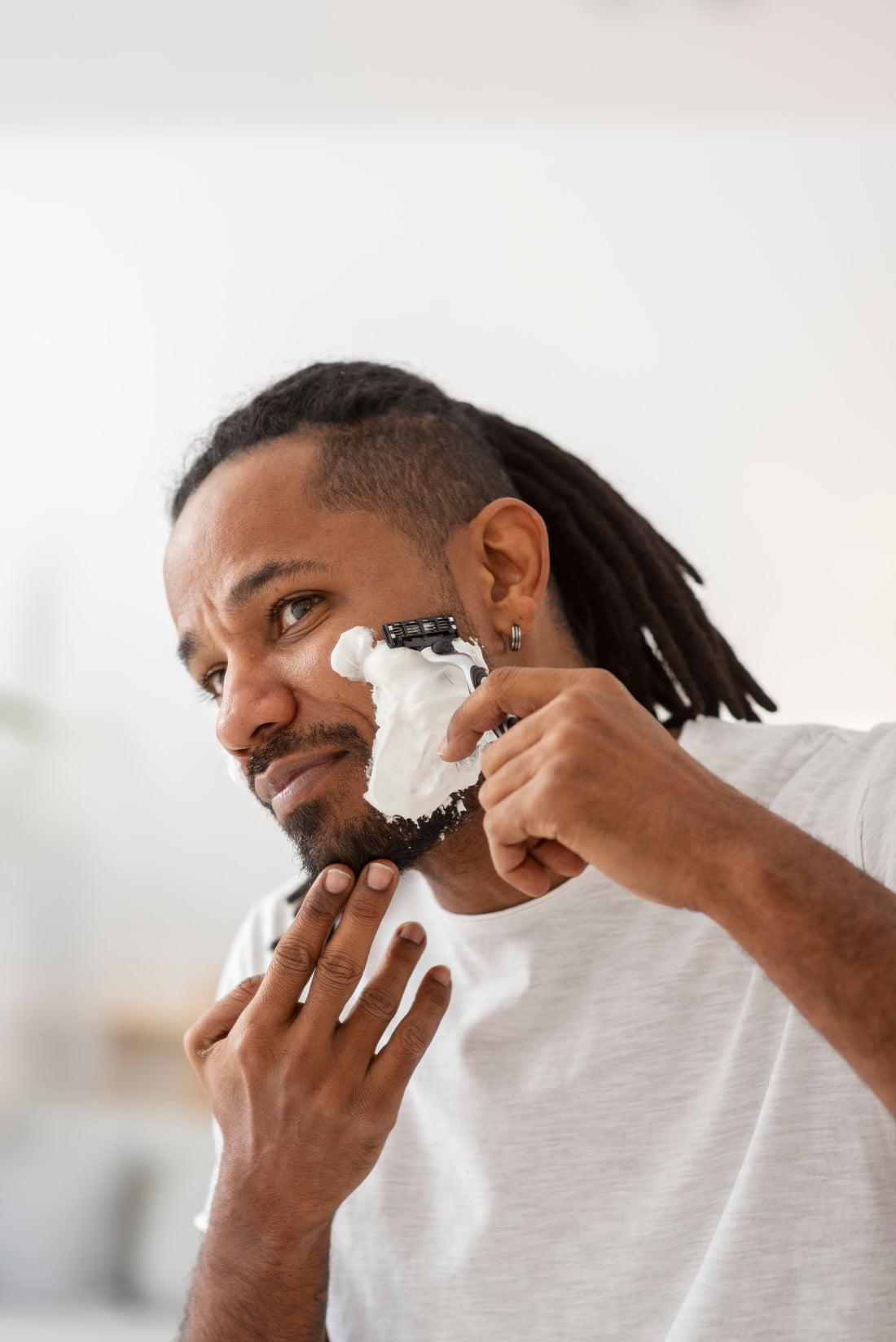 Fatherhood & Fragrance: Scents That Tell a Story
